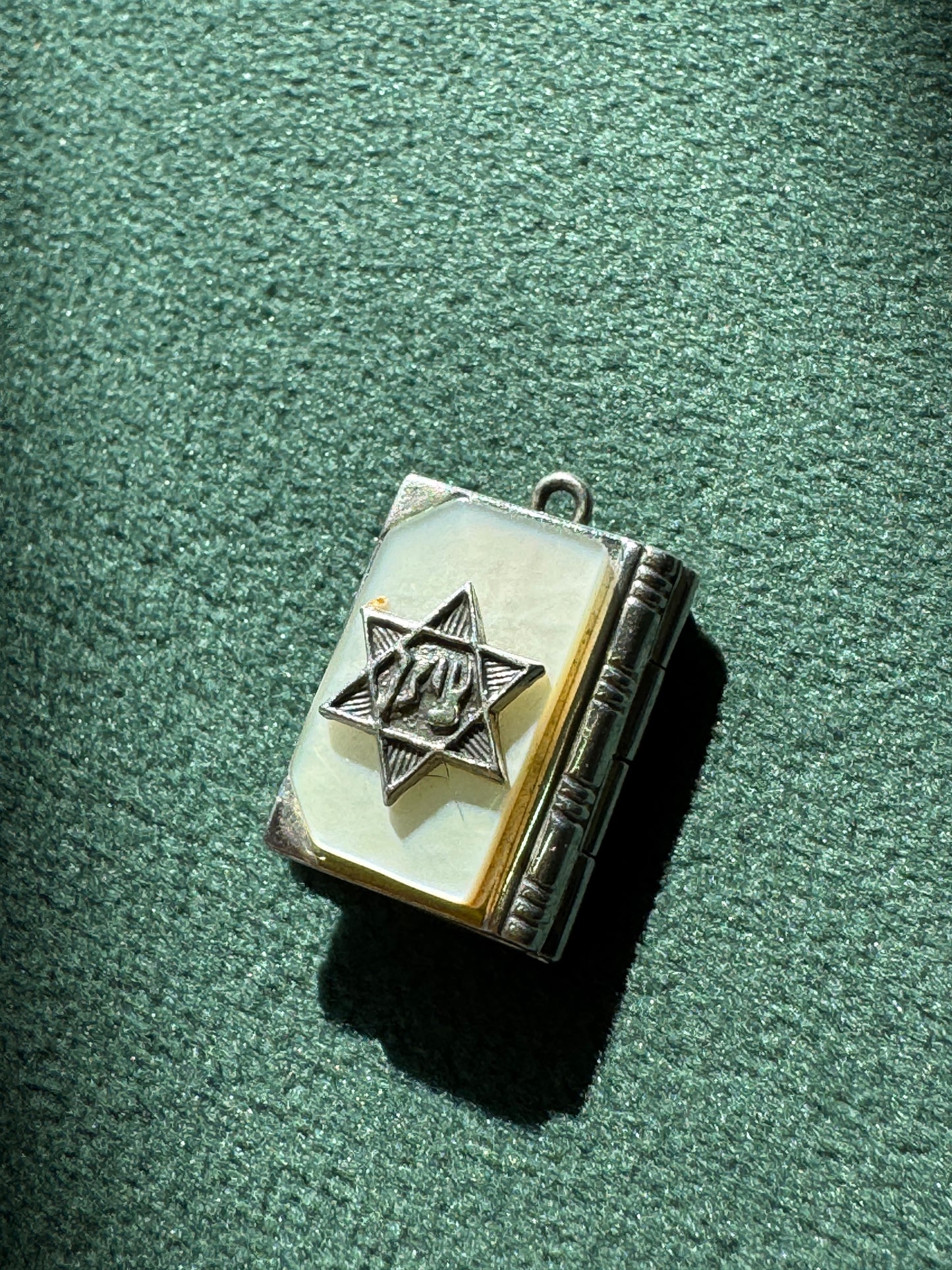 Vintage Sterling Silver Miniature Torah Book Locket Pendant Mother of Pearl Cover Hebrew Prayer Inside Judaica Charm