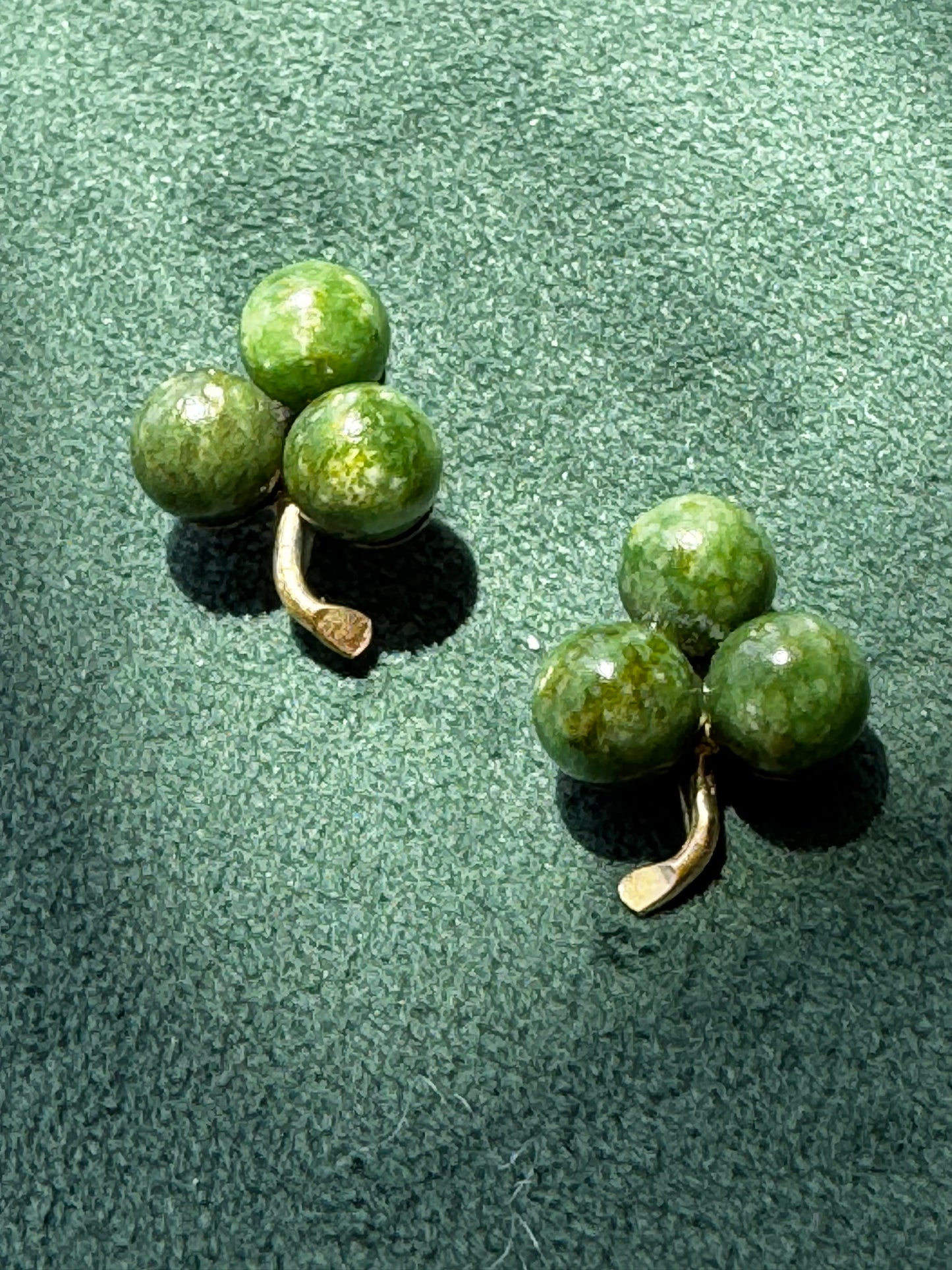 Estate Vintage 14K Gold Connemara Marble Trefoil Clover Stud Earrings Irish Gemstone Shamrock Cabochon