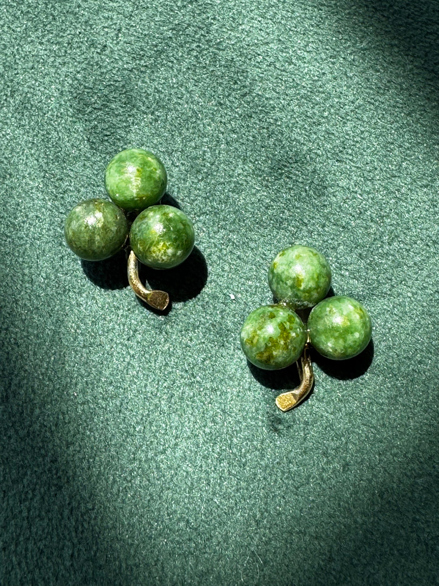 Estate Vintage 14K Gold Connemara Marble Trefoil Clover Stud Earrings Irish Gemstone Shamrock Cabochon