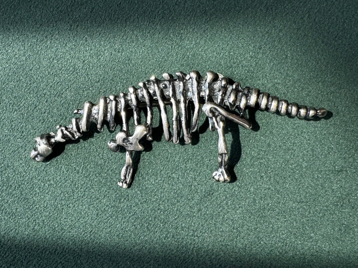 Vintage Taxco Mexico Sterling Silver Brontosaurus Dinosaur Skeleton Brooch Pin Bones! TM-161