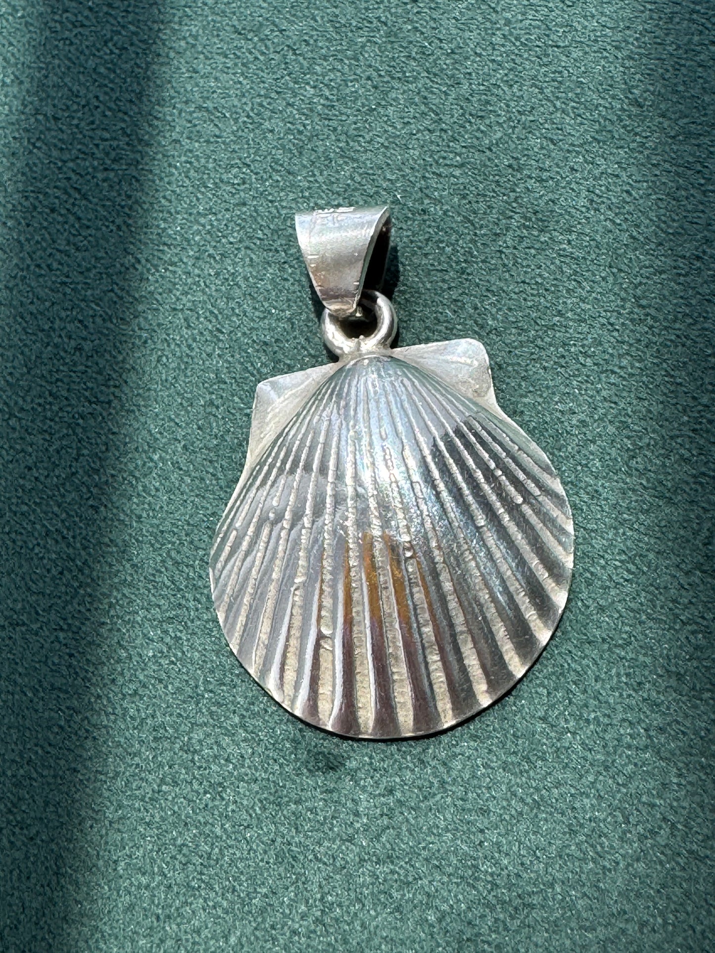 Vintage Mexico Sterling Silver Scallop Shell Pendant TN-49 Mermaid Life Ocean Statement