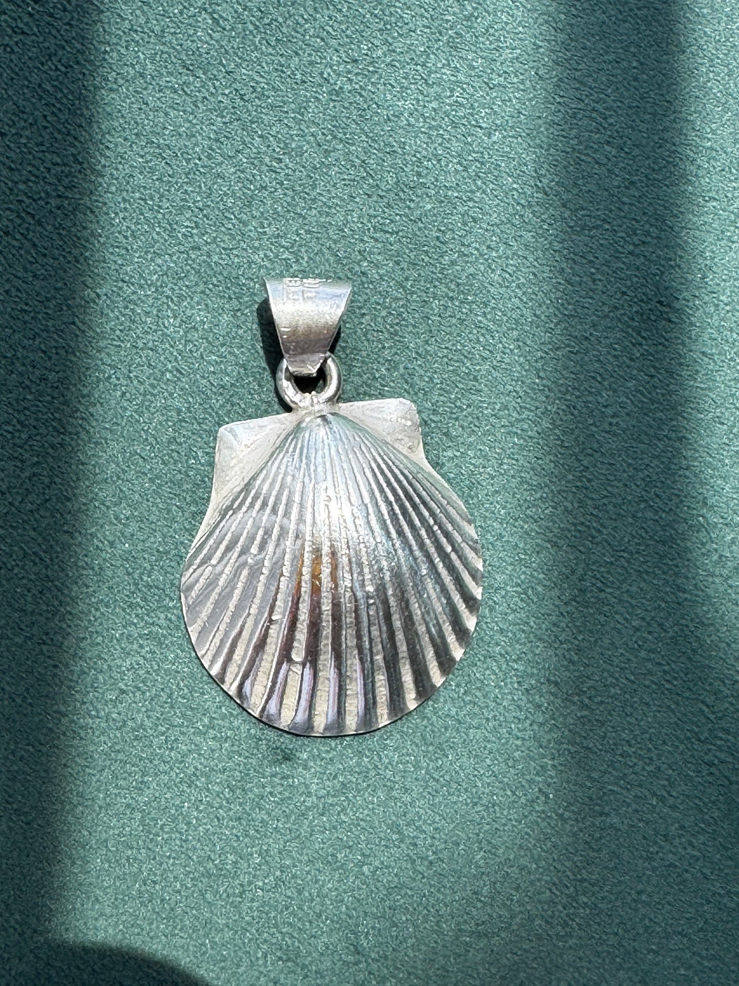 Vintage Mexico Sterling Silver Scallop Shell Pendant TN-49 Mermaid Life Ocean Statement