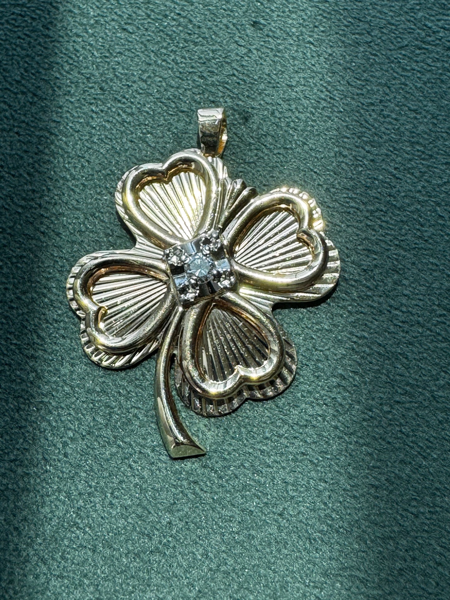 Estate Vintage Tyrrell 10K Yellow Gold Diamond Four Leaf Clover Pendant Engine Turned Heart Leaves 14K Bail