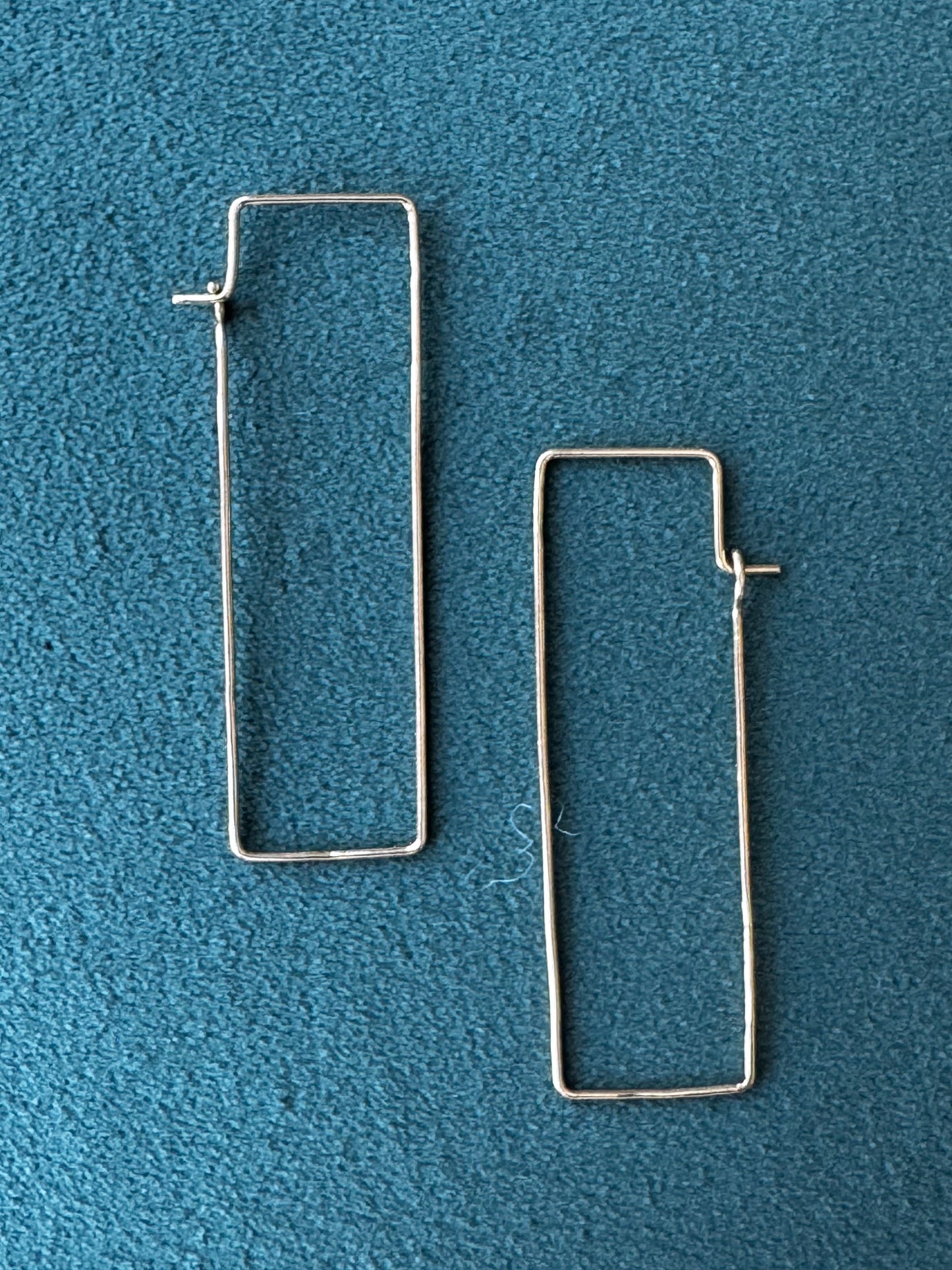 Estate Modernist 18K Gold Rectangle Wire Hoop Earrings Long Lean Lines That Do All the Talking