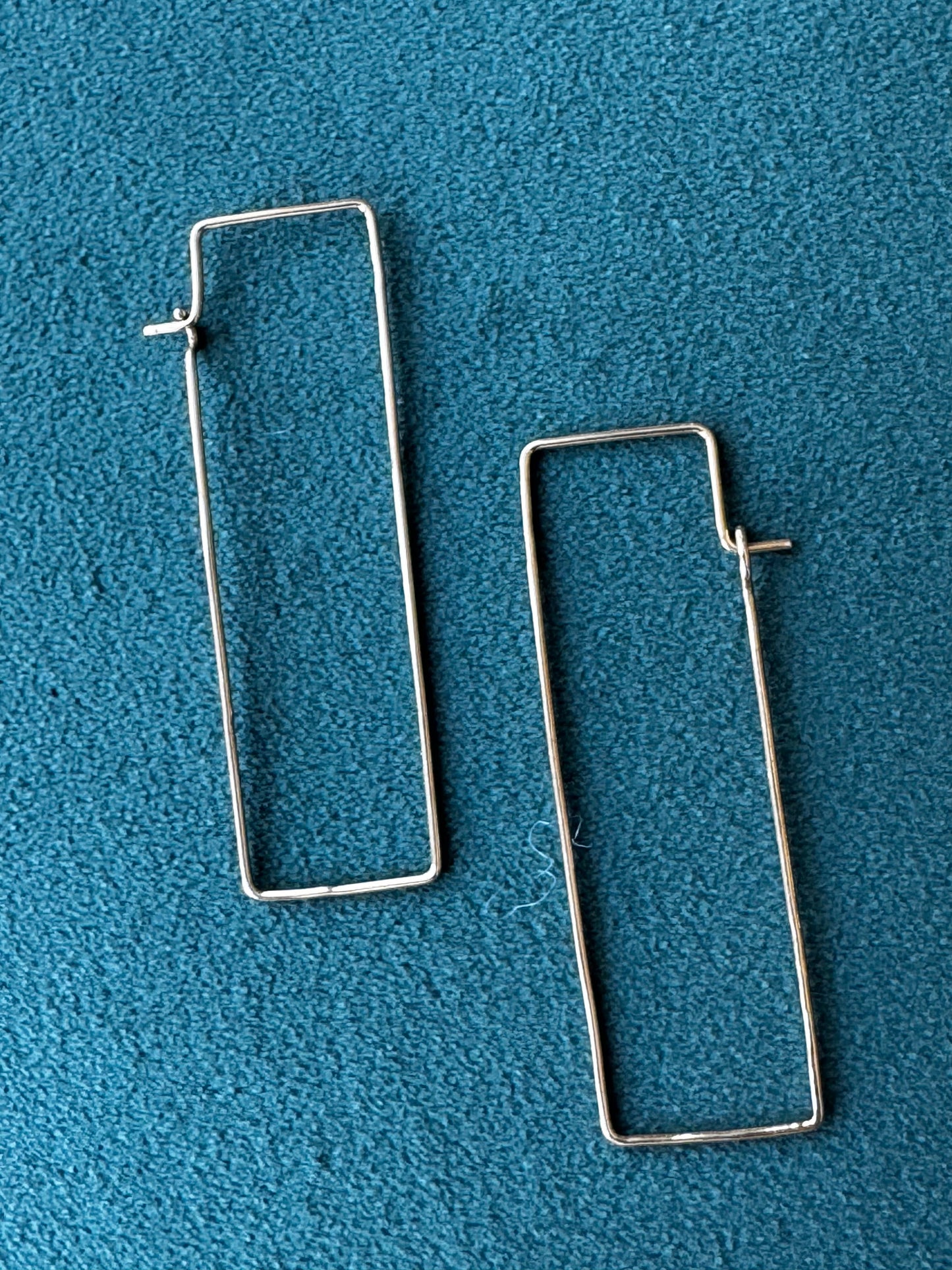 Estate Modernist 18K Gold Rectangle Wire Hoop Earrings Long Lean Lines That Do All the Talking