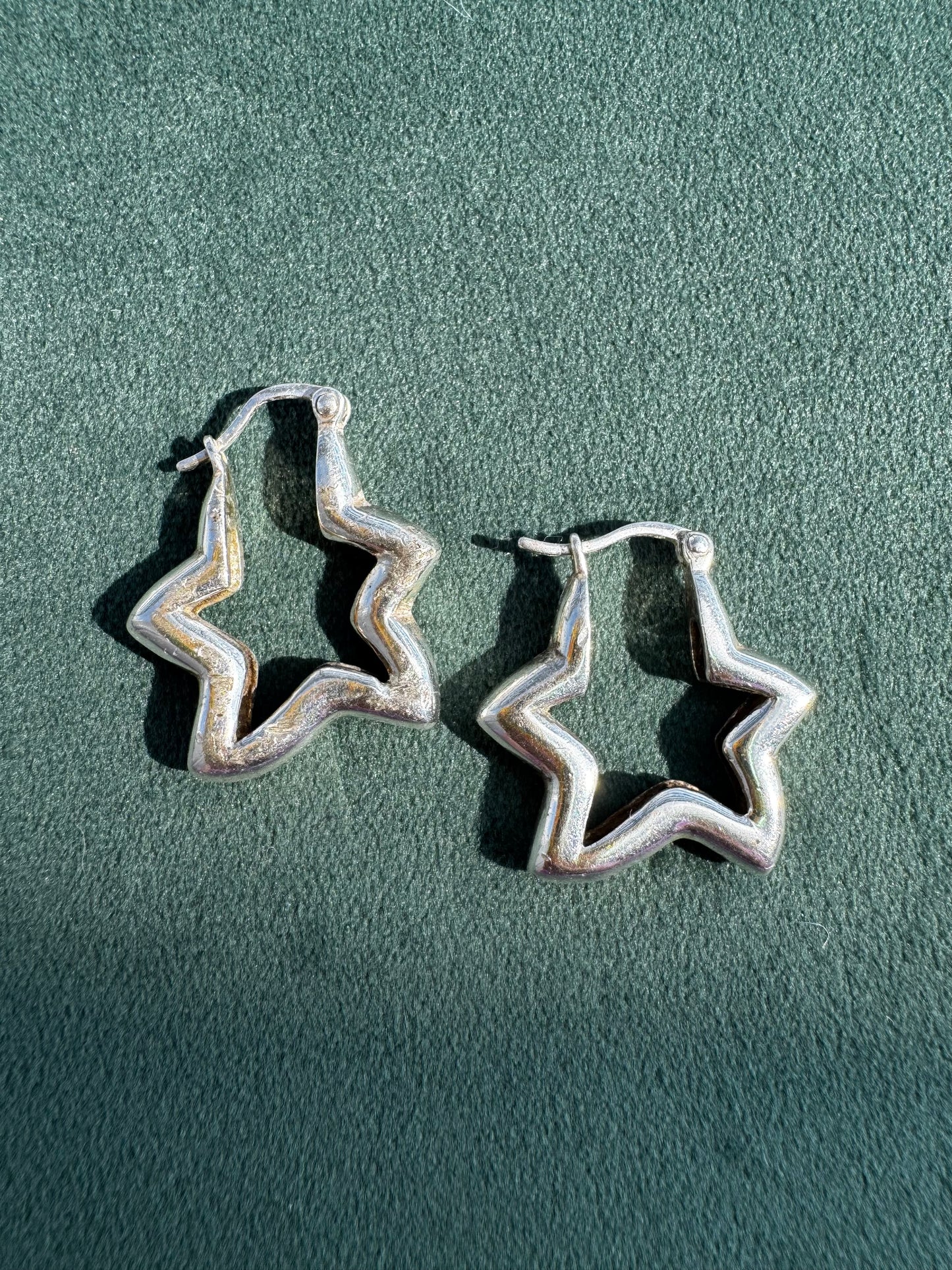 Vintage 925 Sterling Silver Open Star Huggie Hoop Earrings Leverback Celestial Statement Hoops 6g