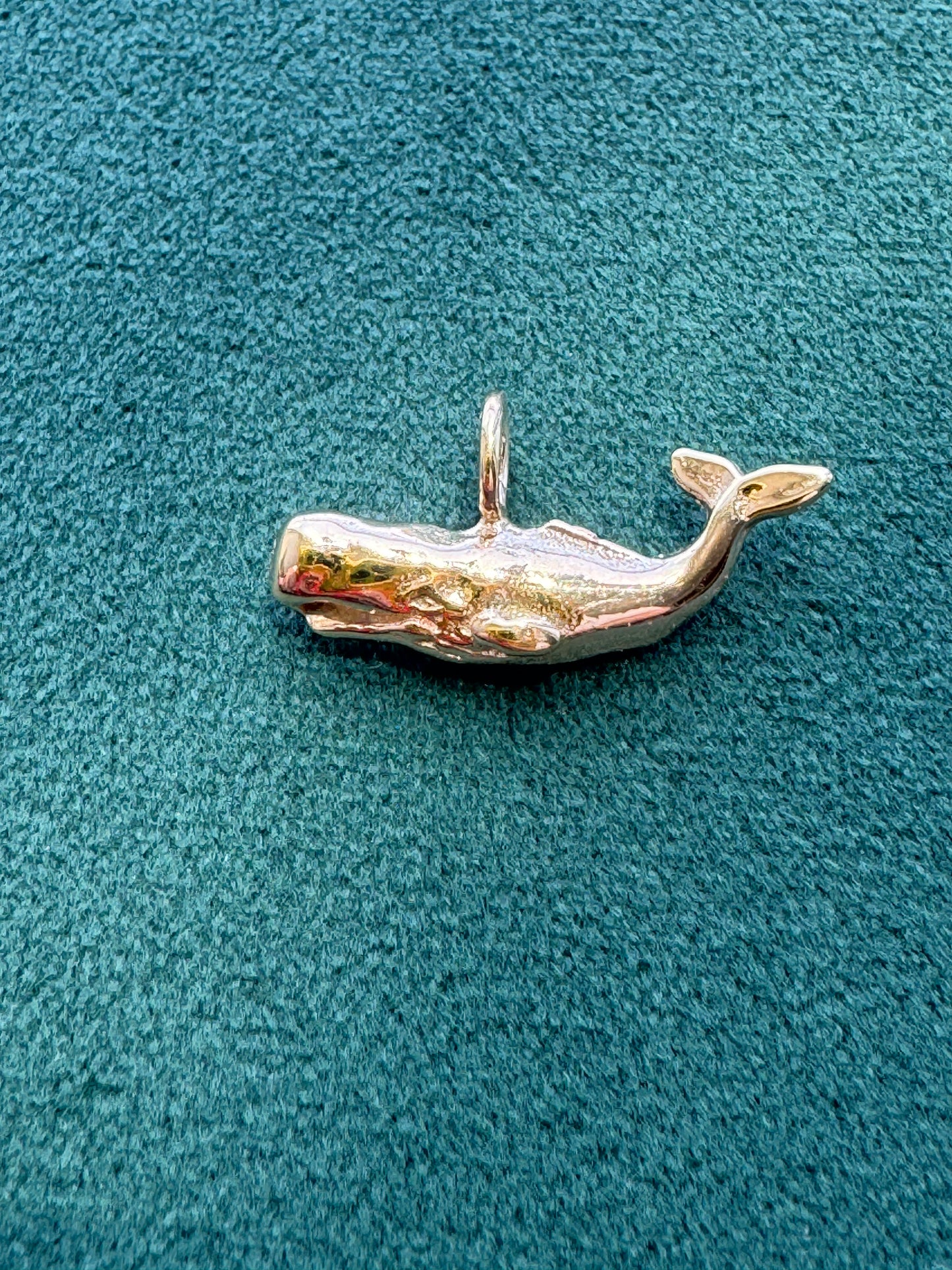 Estate 14K Yellow Gold Figural Sperm Cetacean Charm Pendant Ocean Nautical 1 Inch Mermaid Life