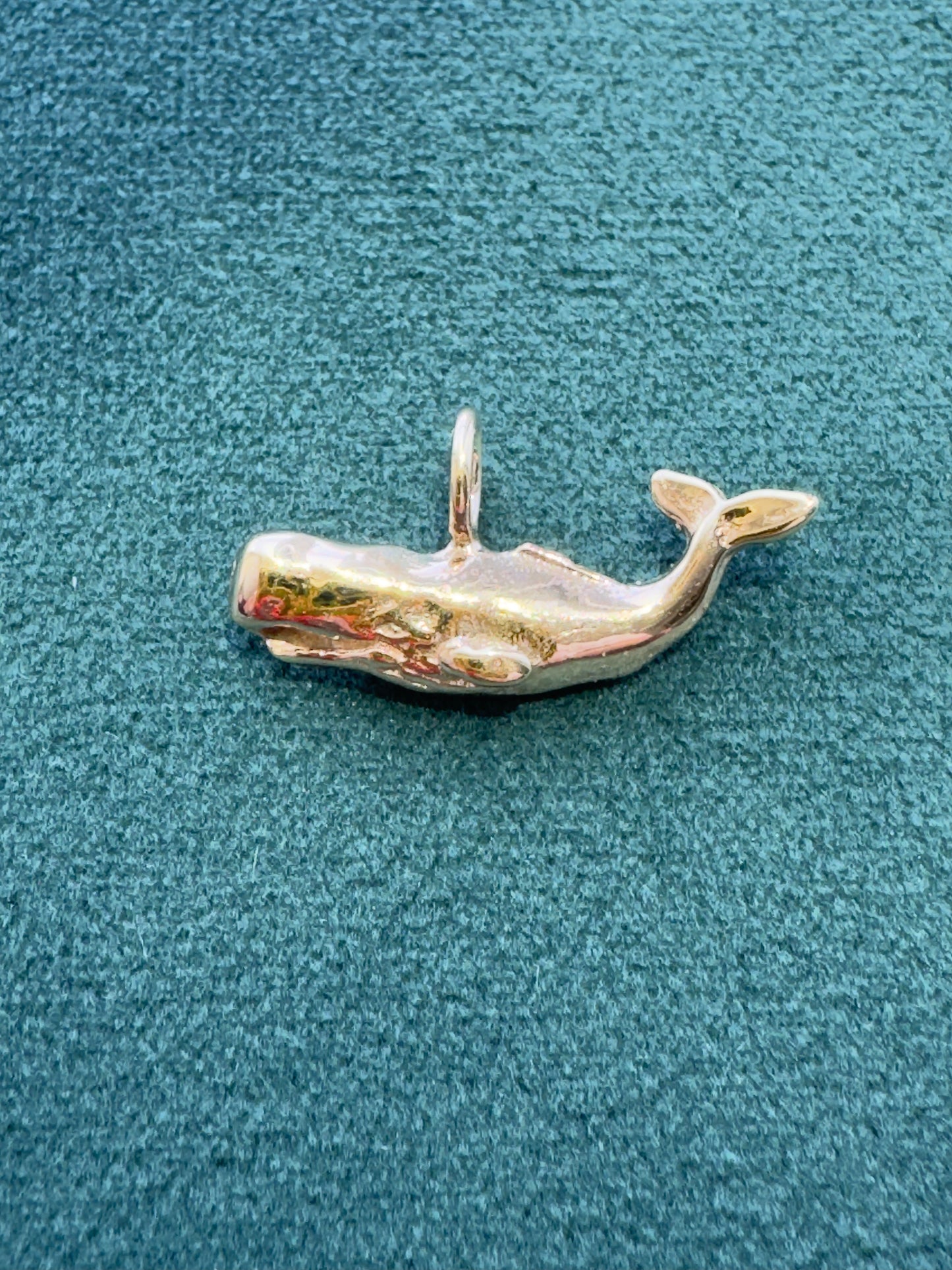 Estate 14K Yellow Gold Figural Sperm Cetacean Charm Pendant Ocean Nautical 1 Inch Mermaid Life