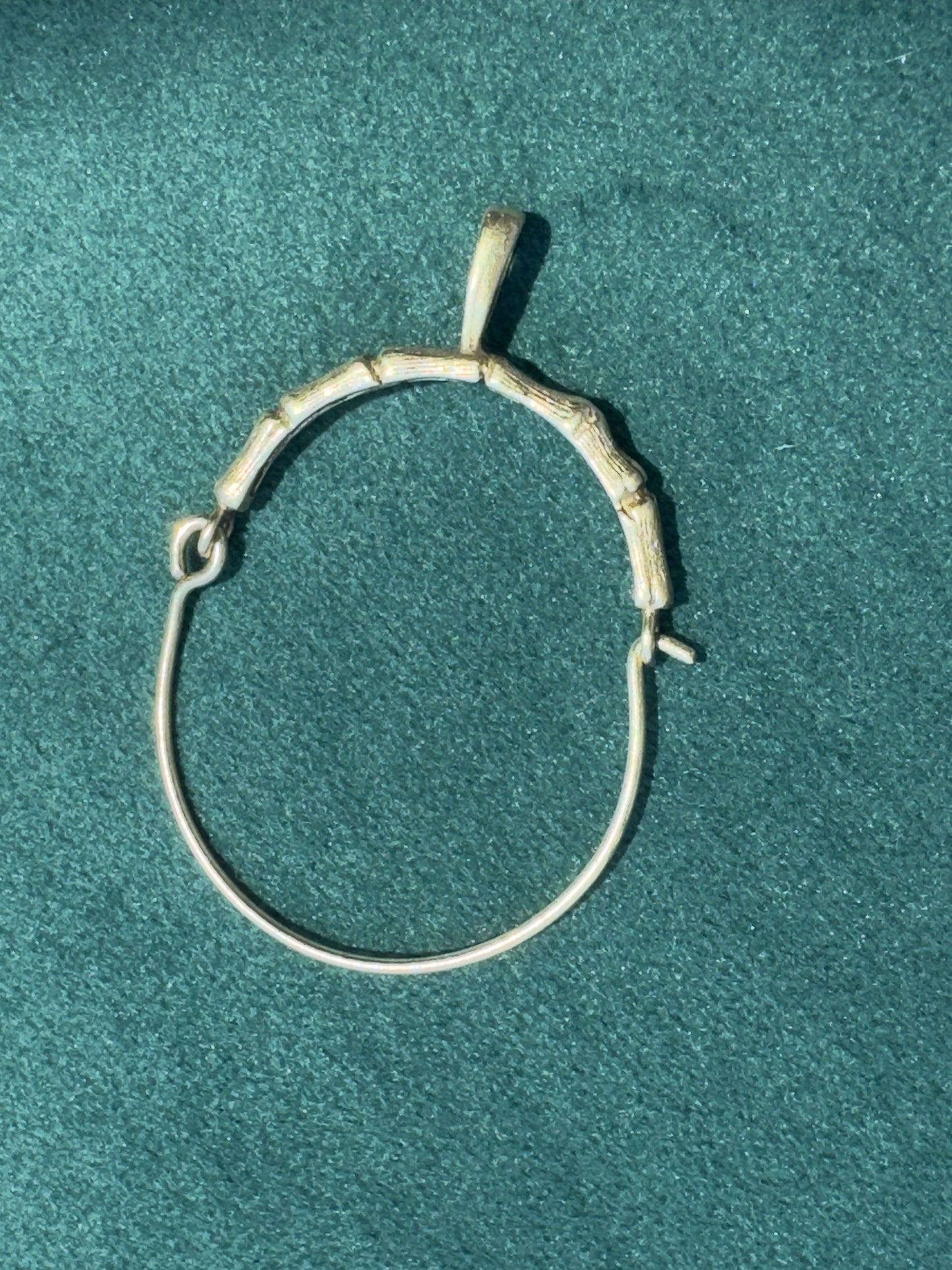 Estate 10K Yellow Gold Bamboo Motif Oval Charm Holder Pendant Y2K Era