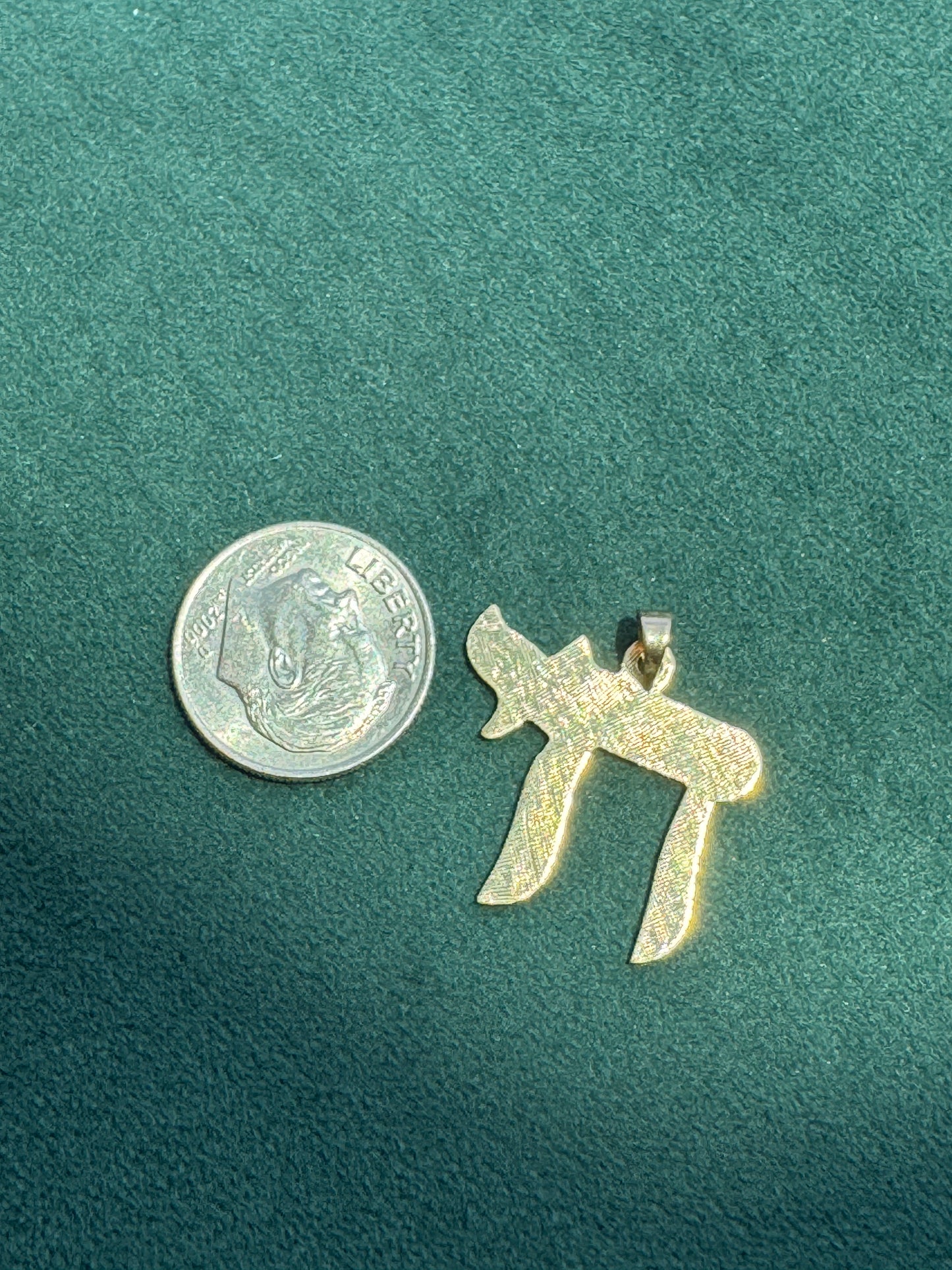 Vintage 14K Yellow Gold Hebrew Chai Symbol Pendant Charm Jewish Jewelry Gift