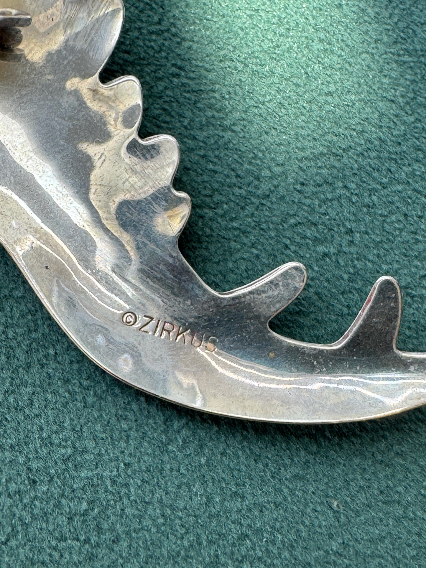 Estate Sterling Silver Zirkus Stegosaurus Dinosaur Brooch Pin Signed American Studio Jewelry Cris Busch Lyons