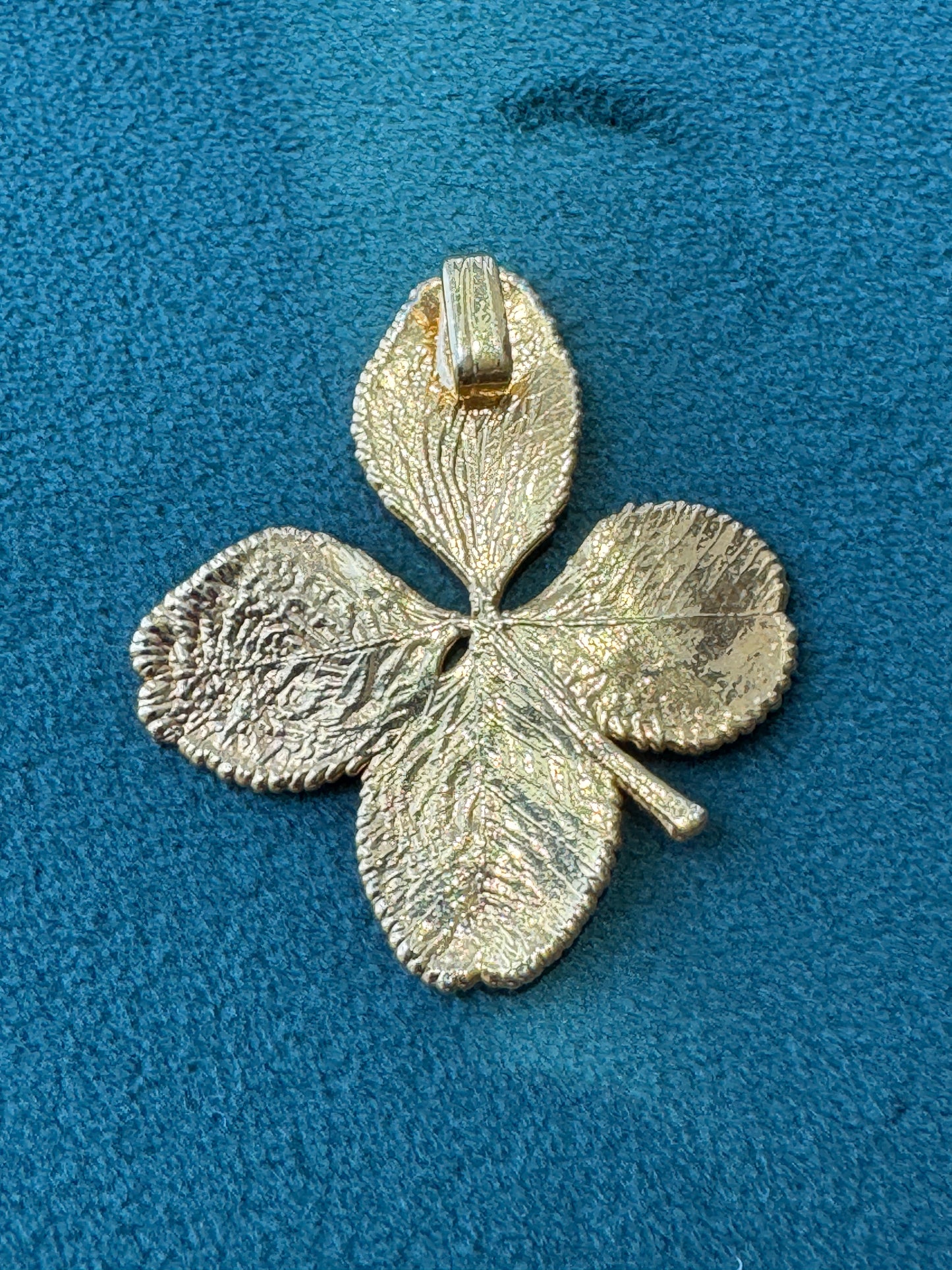 Vintage 1970s Genuine Gold Dipped Four Leaf Clover Pendant Real Lucky Botanical Specimen Luck Cast in Gold
