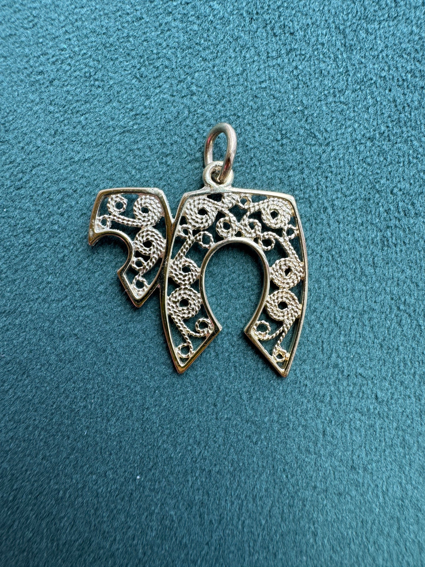 Vintage 14k Gold Chai Pendant, Judaica Filigree Scrollwork Charm