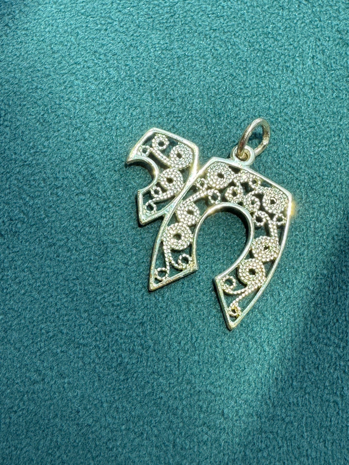Vintage 14k Gold Chai Pendant, Judaica Filigree Scrollwork Charm