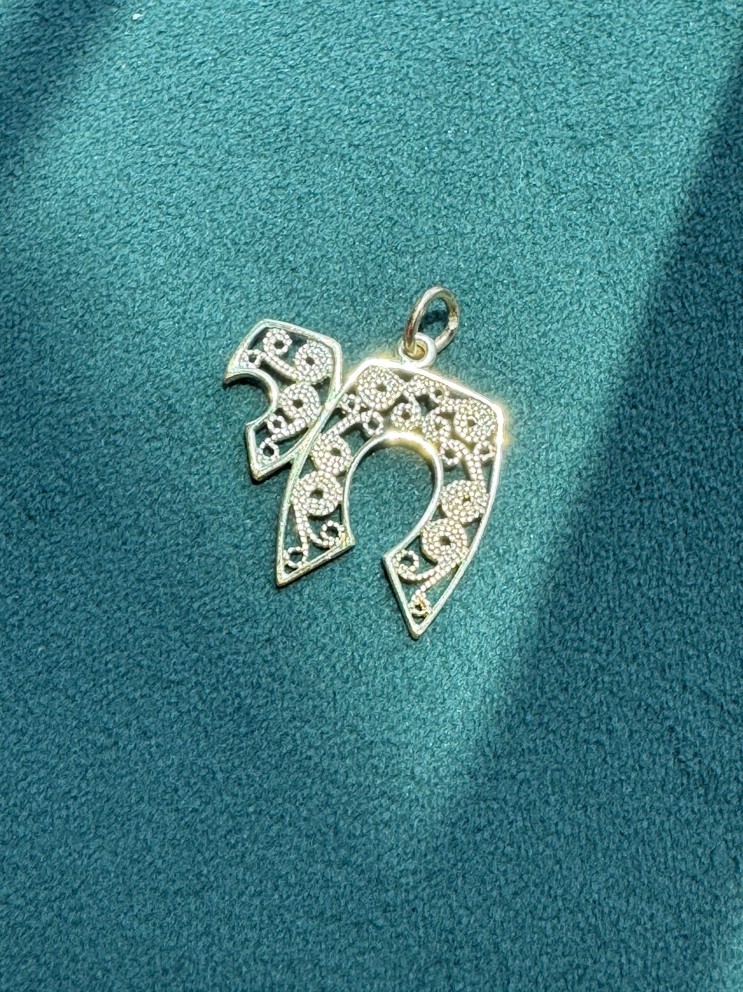 Vintage 14k Gold Chai Pendant, Judaica Filigree Scrollwork Charm