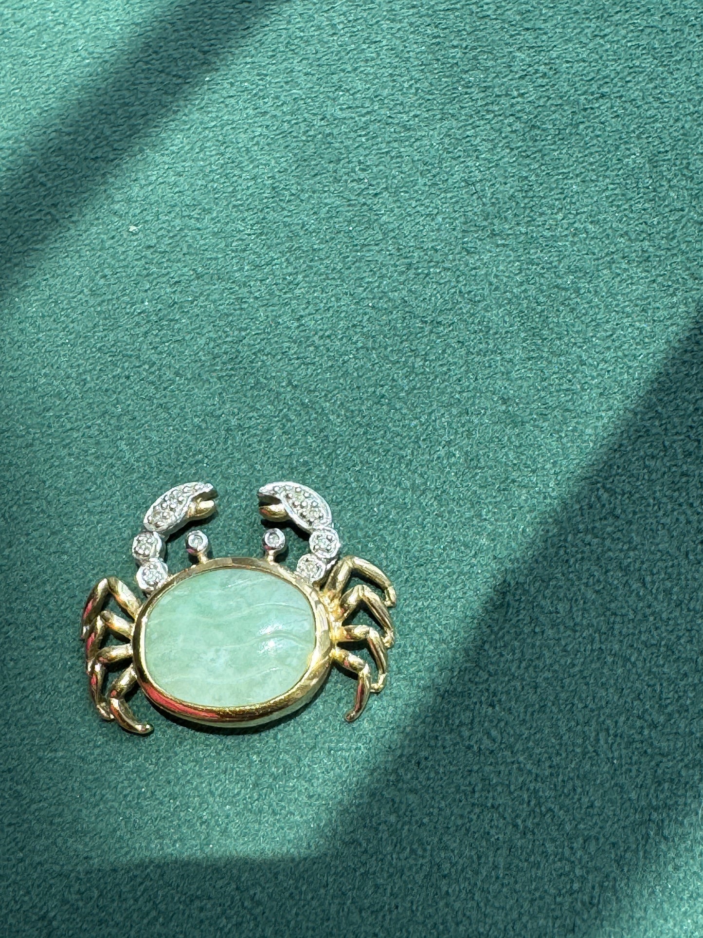 Vintage Heng Ngai 10k Gold Crab Pendant, Jade Cabochon with Diamond Accents
