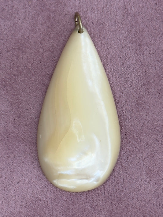 Vintage Large Mother of Pearl Teardrop Pendant - RARE Hawaii Estate Piece