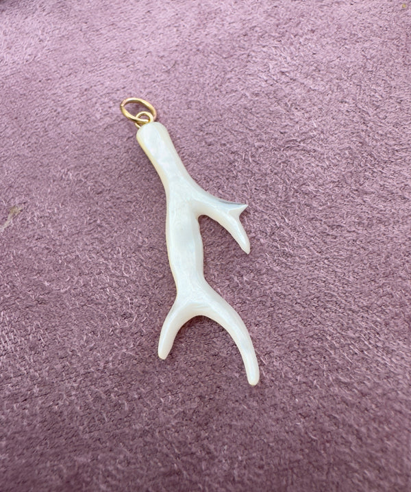 Vintage Estate 14K Yellow Gold Mother of Pearl Branch Coral Antler Charm Pendant