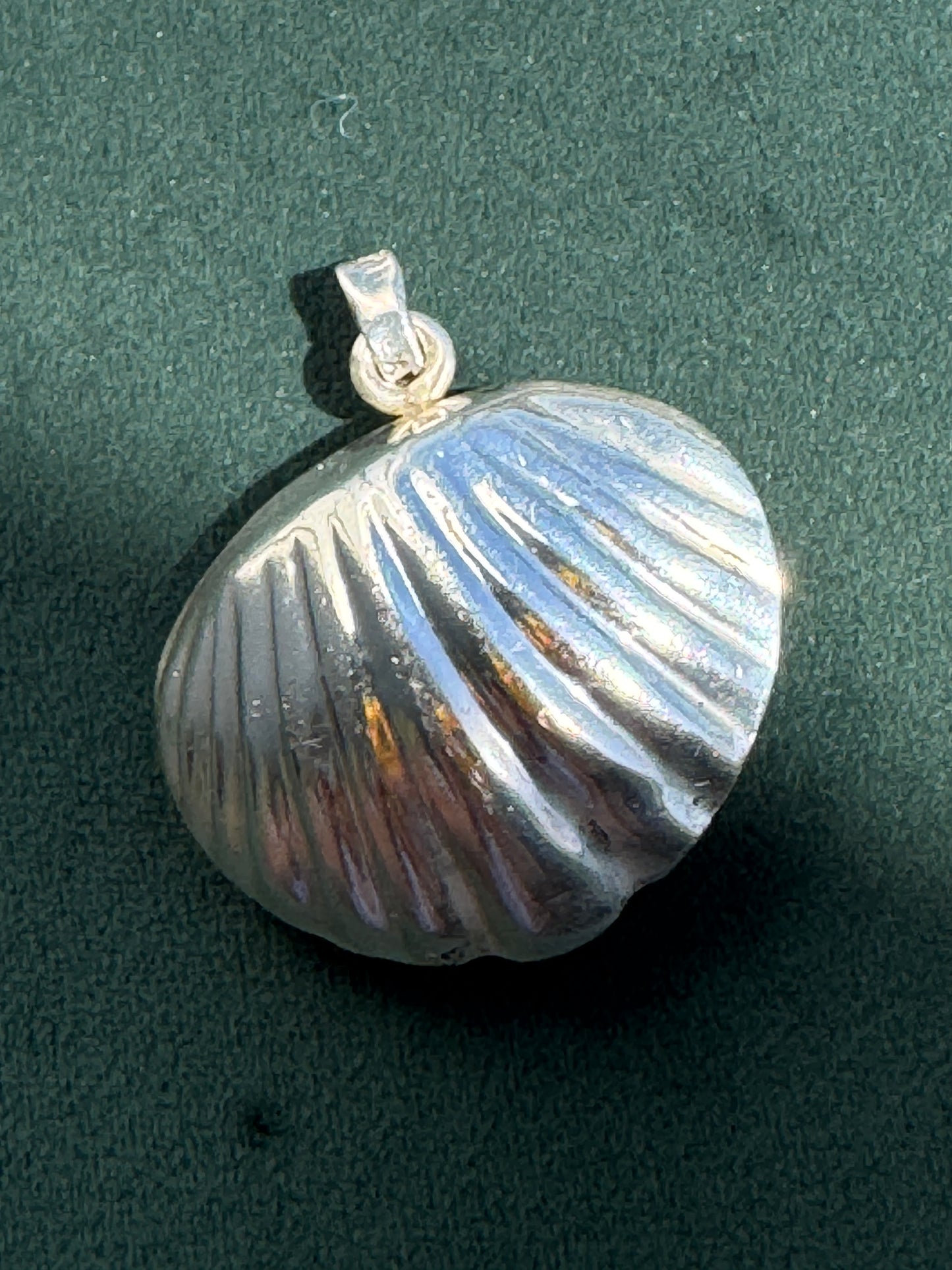 Vintage Mexican Sterling Silver Clamshell Harmony Ball Pendant With a Chime Inside A Little Piece of Mermaid Life