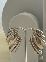 Vintage Mexican sterling silver wing post earrings with ribbed feather texture and Mexico 925 hallmarks