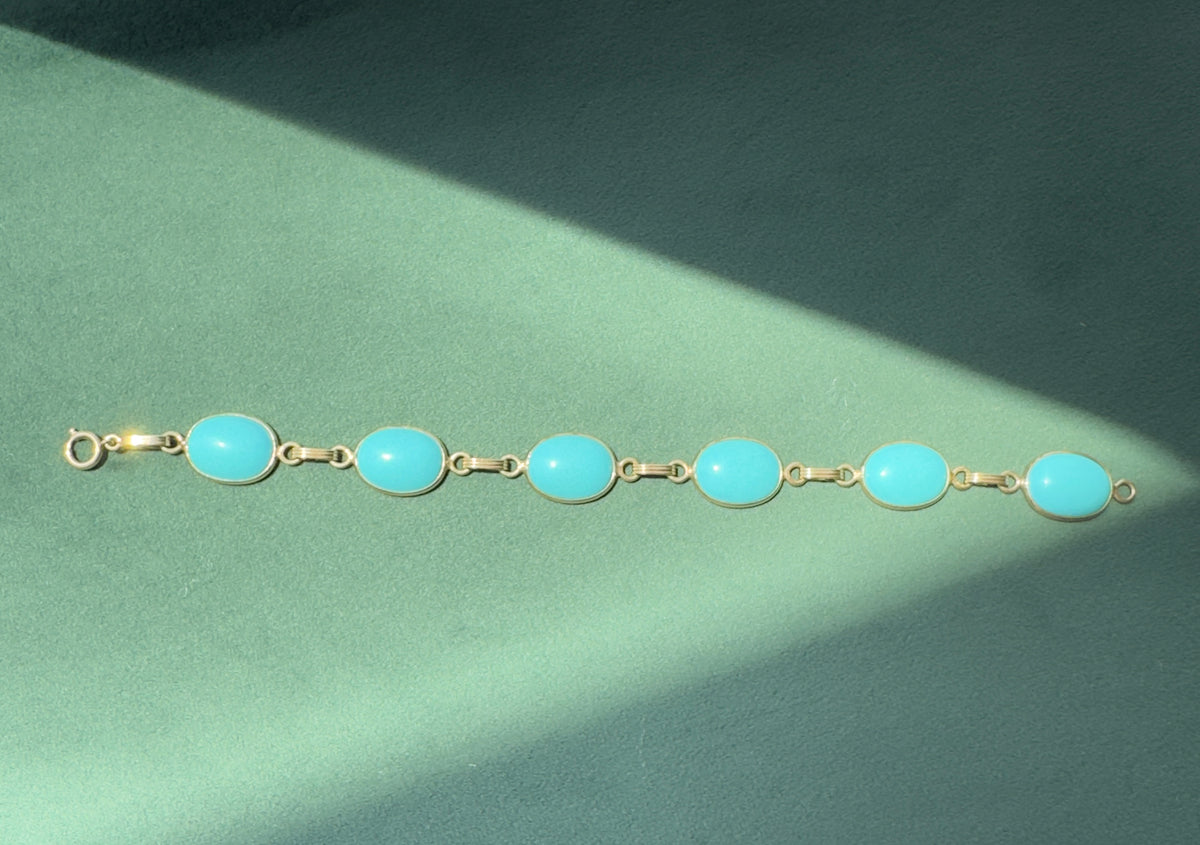 Estate Vintage 14K Gold Turquoise Cabochon Link Bracelet Six Stones That Do Not Do Subtle
