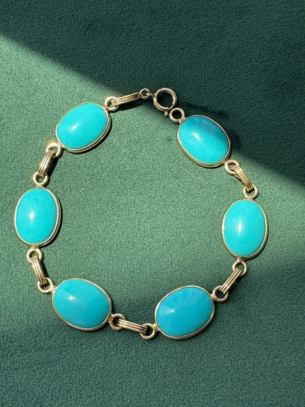 Estate Vintage 14K Gold Turquoise Cabochon Link Bracelet Six Stones That Do Not Do Subtle
