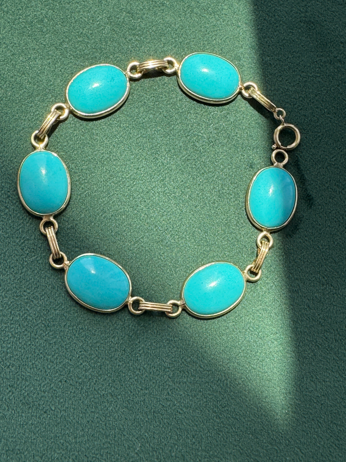 Estate Vintage 14K Gold Turquoise Cabochon Link Bracelet Six Stones That Do Not Do Subtle