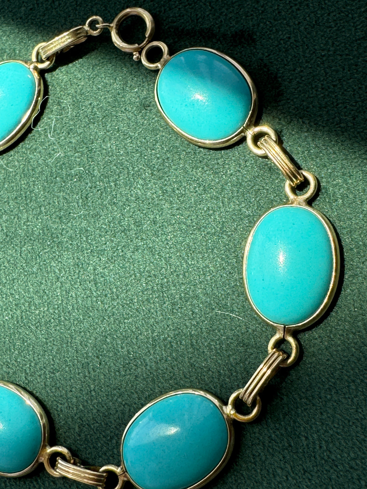 Estate Vintage 14K Gold Turquoise Cabochon Link Bracelet Six Stones That Do Not Do Subtle