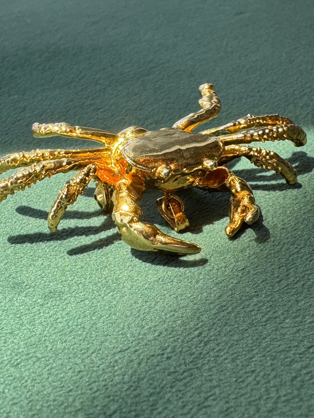 Vintage Midas Touch Singapore 22K Gold Dipped Real Crab Brooch Pendant A Genuine Crab That Struck It Rich