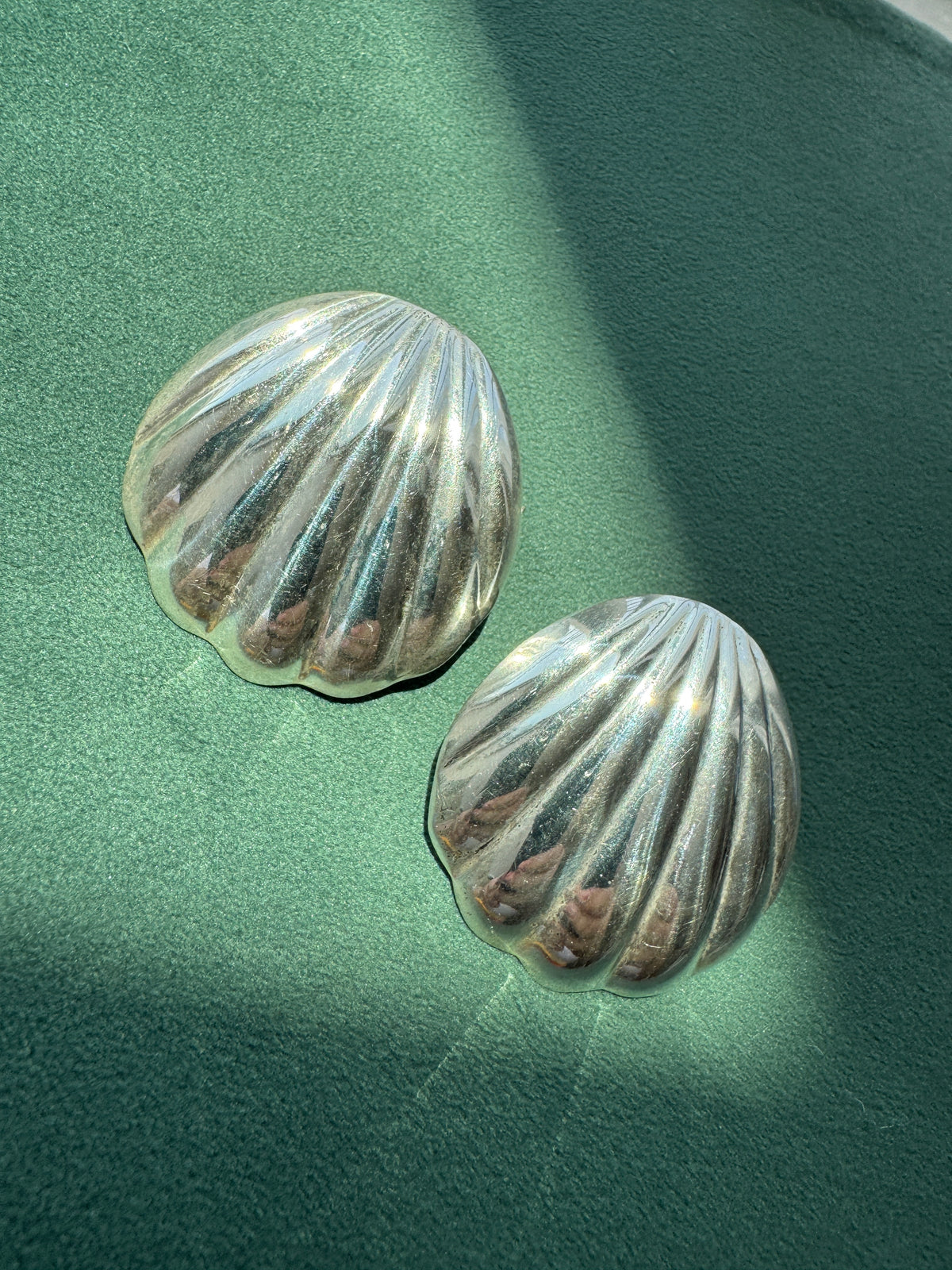 Estate Vintage Sterling Silver Scallop Shell Earrings Big Beach Energy Without the Weight