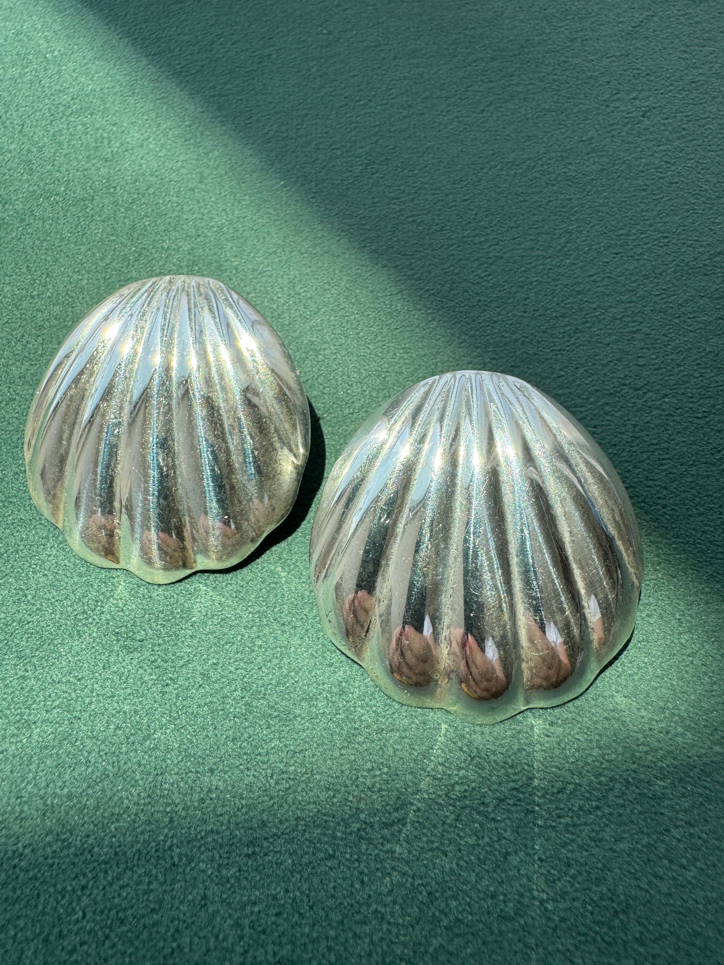 Estate Vintage Sterling Silver Scallop Shell Earrings Big Beach Energy Without the Weight