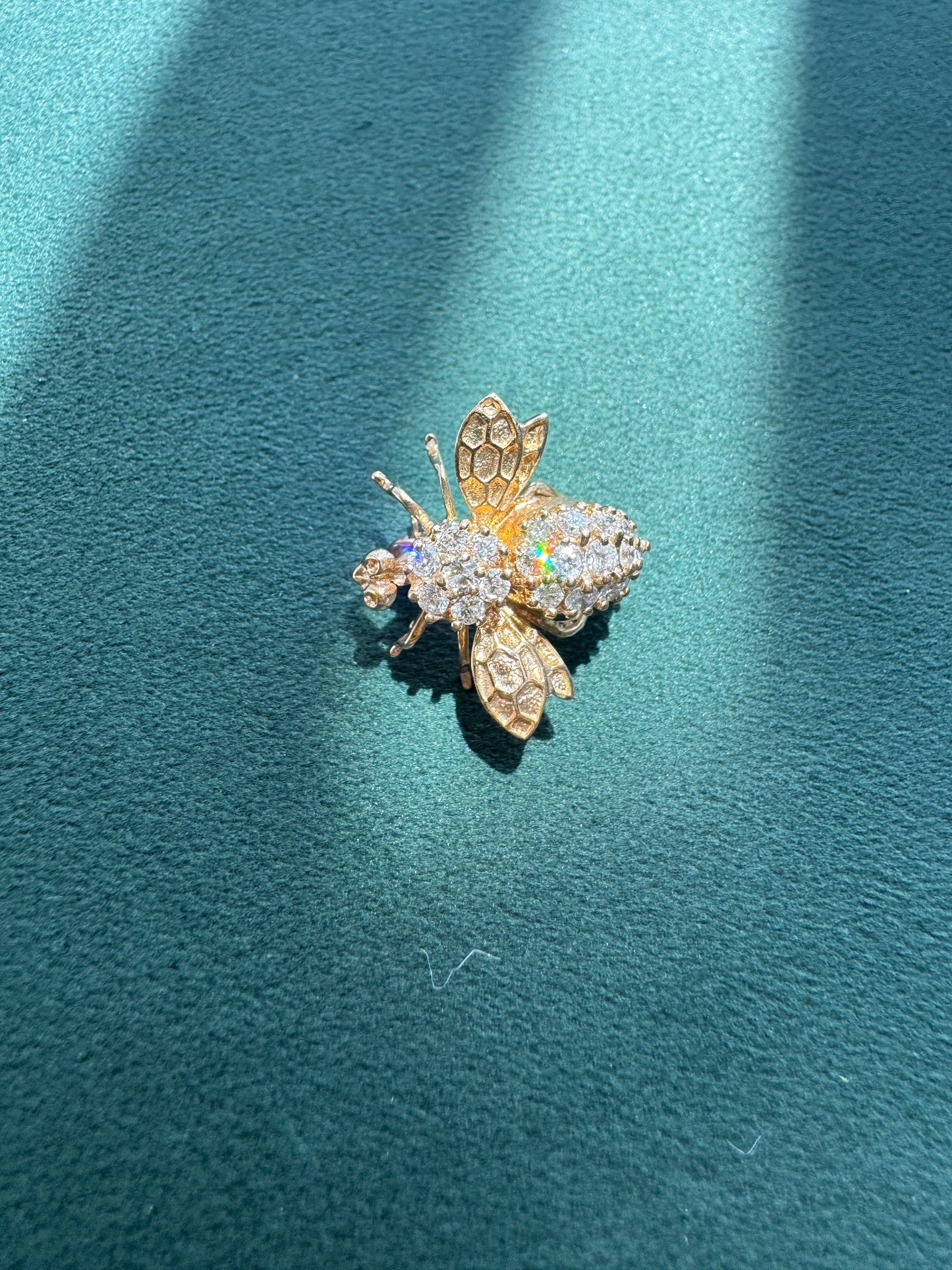 Estate Vintage 14K Yellow Gold Bumble Bee Charm Pendant Also Wears As A Brooch