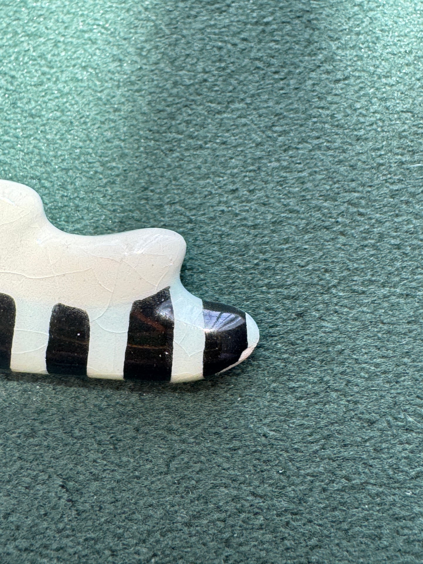Vintage Ruby Z Ceramic Stegosaurus Brooch Signed Candace Loheed Large Dinosaur Pin