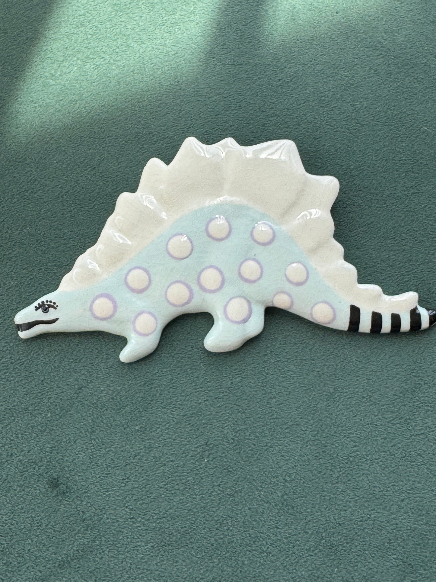 Vintage Ruby Z Ceramic Stegosaurus Brooch Signed Candace Loheed Large Dinosaur Pin