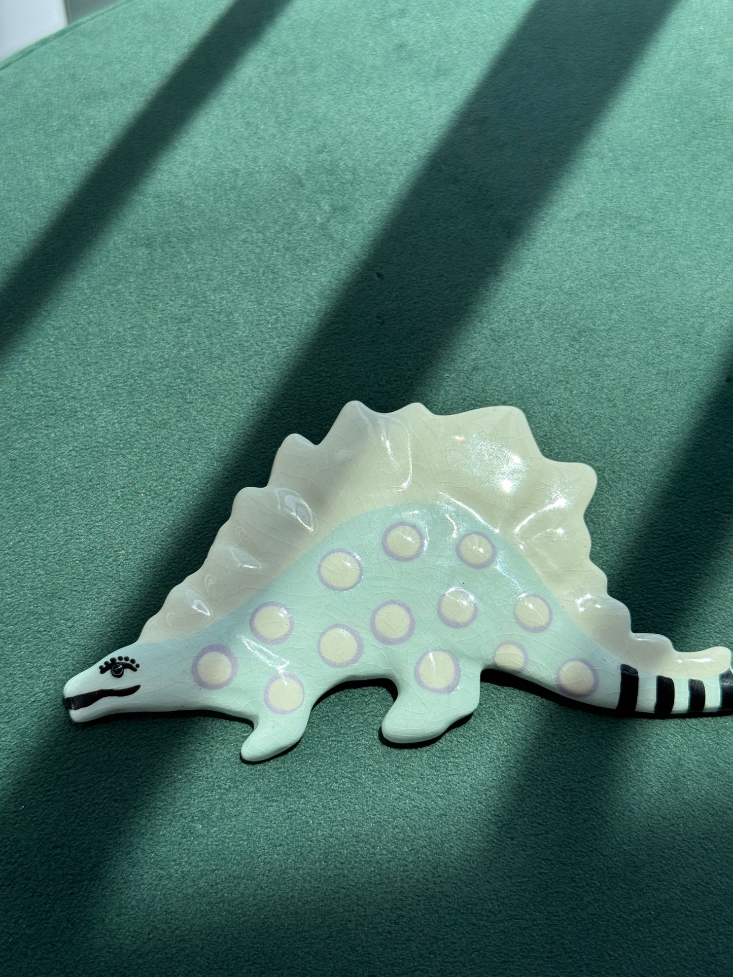 Vintage Ruby Z Ceramic Stegosaurus Brooch Signed Candace Loheed Large Dinosaur Pin
