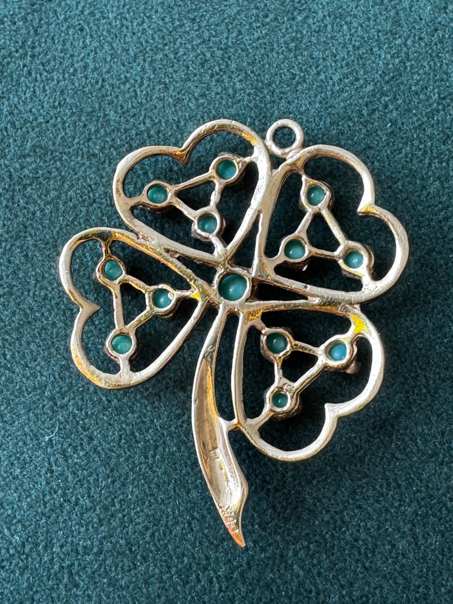Vintage 14K Gold Turquoise Four Leaf Clover Pendant Lucky Charm Estate Jewelry Curled Stem Detail