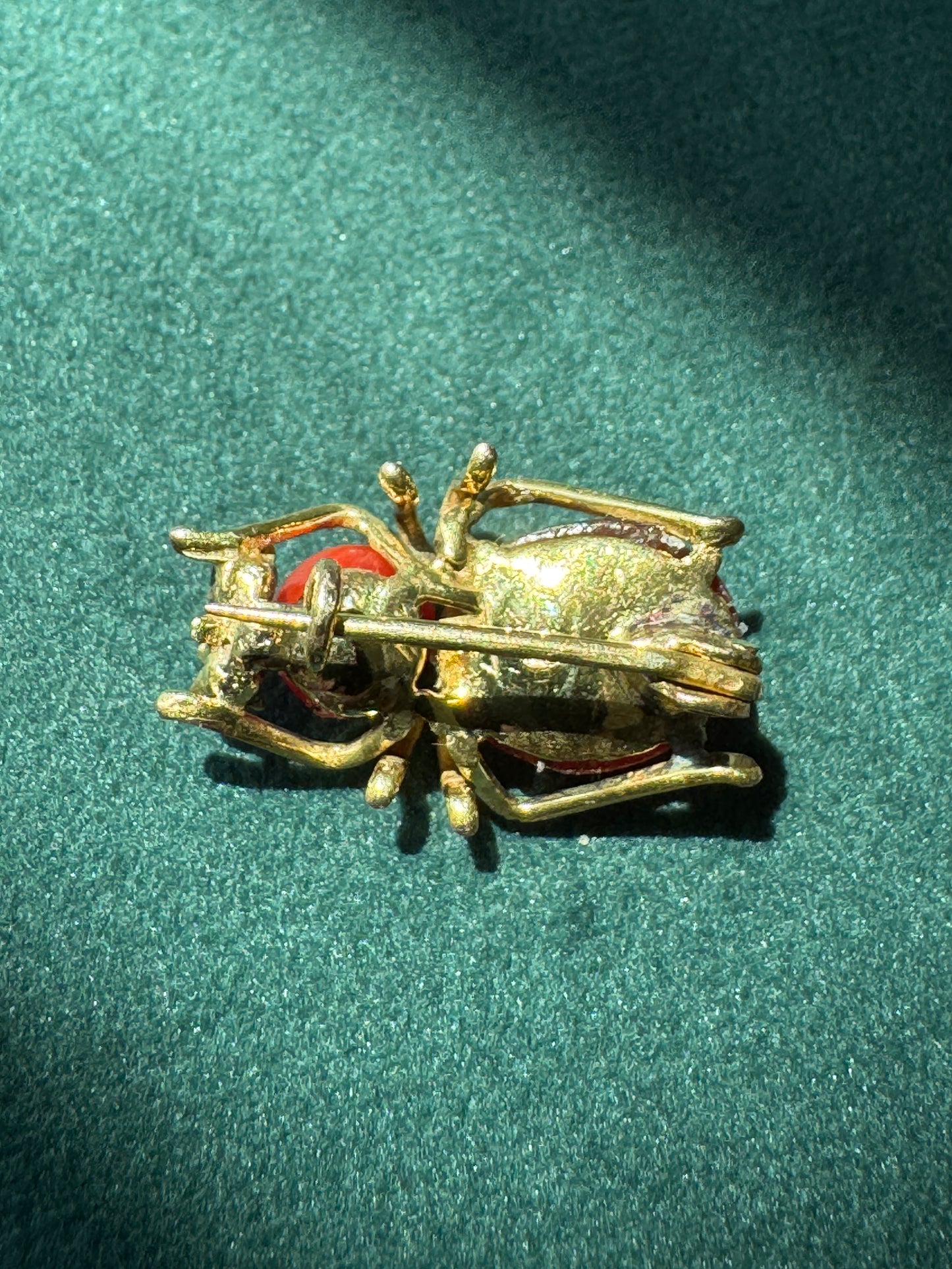Vintage Victorian 14K Gold Figural Spider Brooch Sapphire Accents C Clasp Estate Jewelry