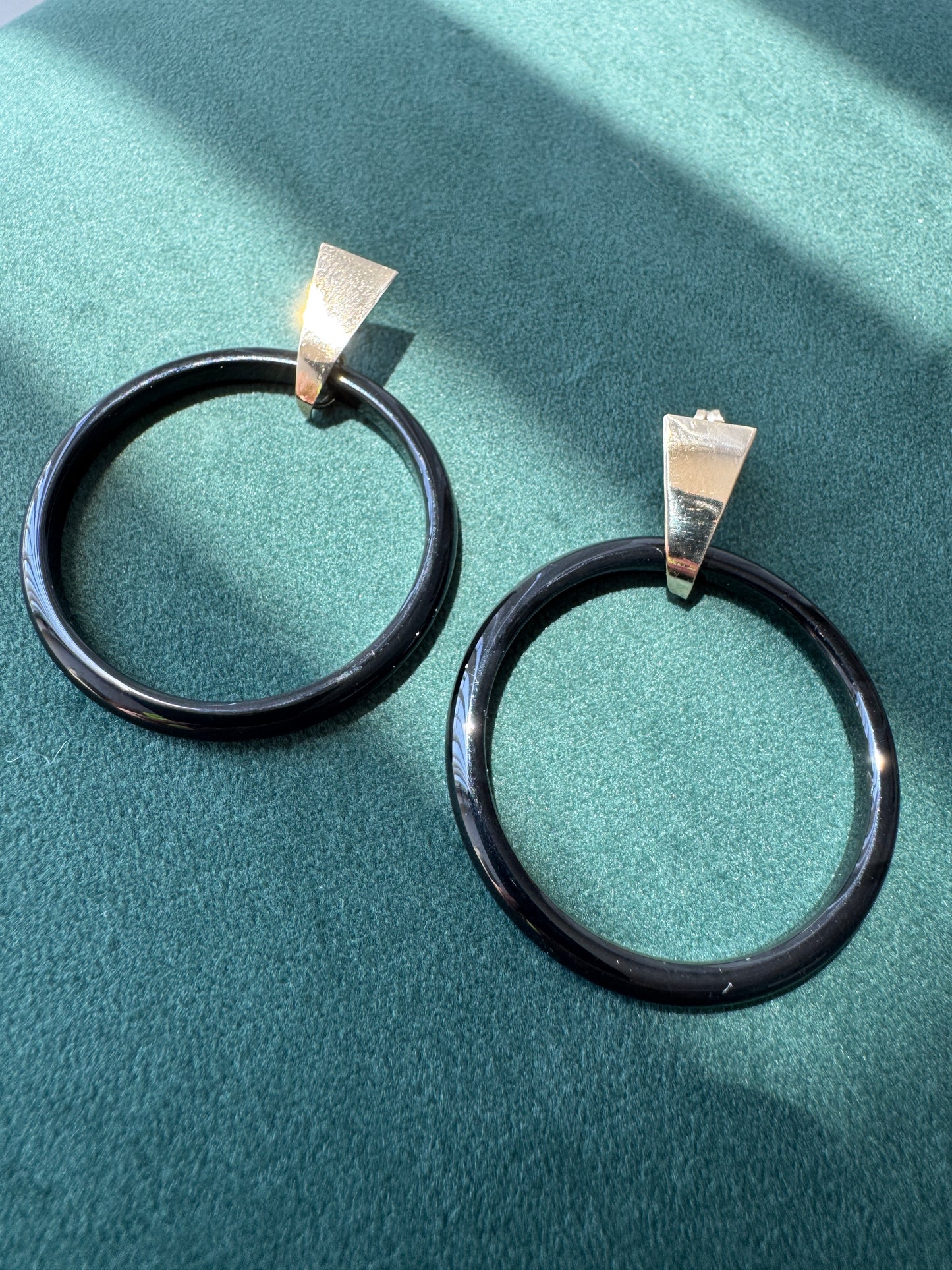 Vintage Peter Brams Designs 14K Gold Black Onyx Hoop Drop Earrings PBD Estate Jewelry