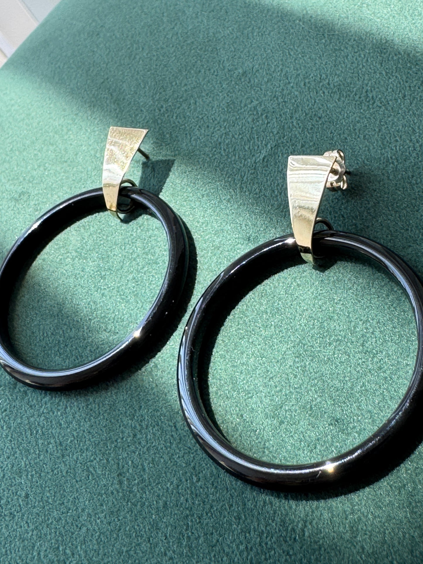 Vintage Peter Brams Designs 14K Gold Black Onyx Hoop Drop Earrings PBD Estate Jewelry