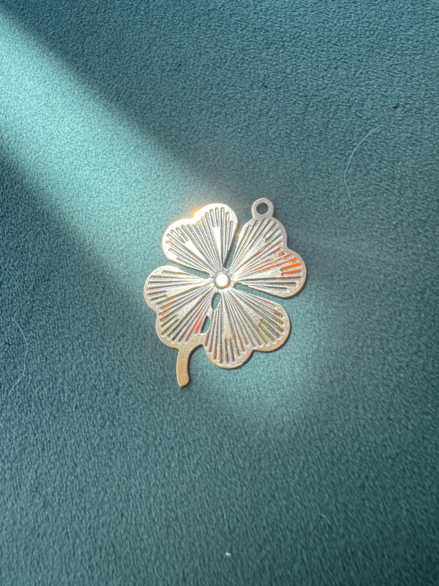 Vintage 1950s 1960s 14K Gold Engine Turned Four Leaf Clover Pendant JTC Estate Jewelry