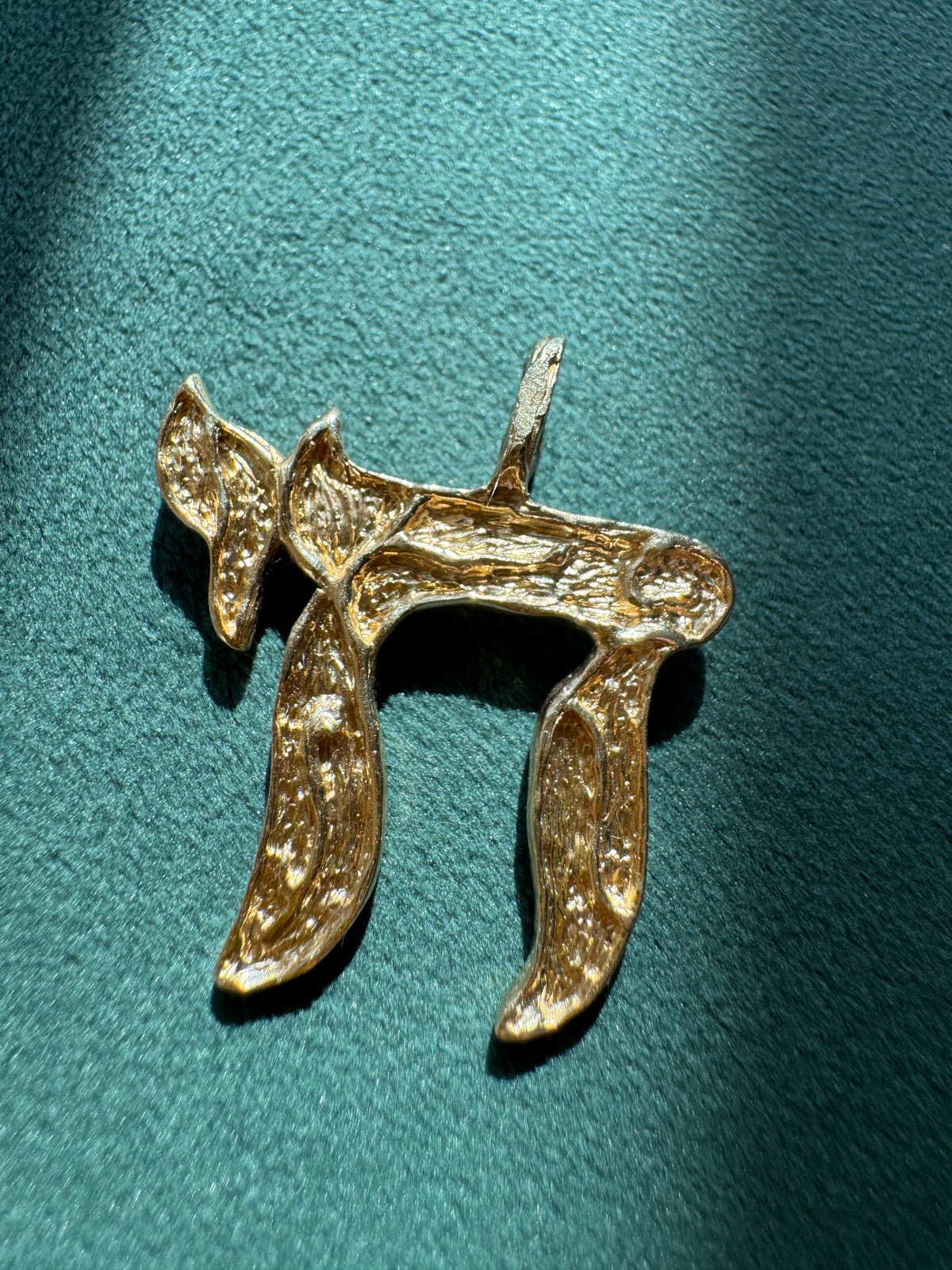 Vintage 14K Gold Chai Pendant Bold Textured Wood Grain Finish Estate Jewelry Life Never Looked This Rugged