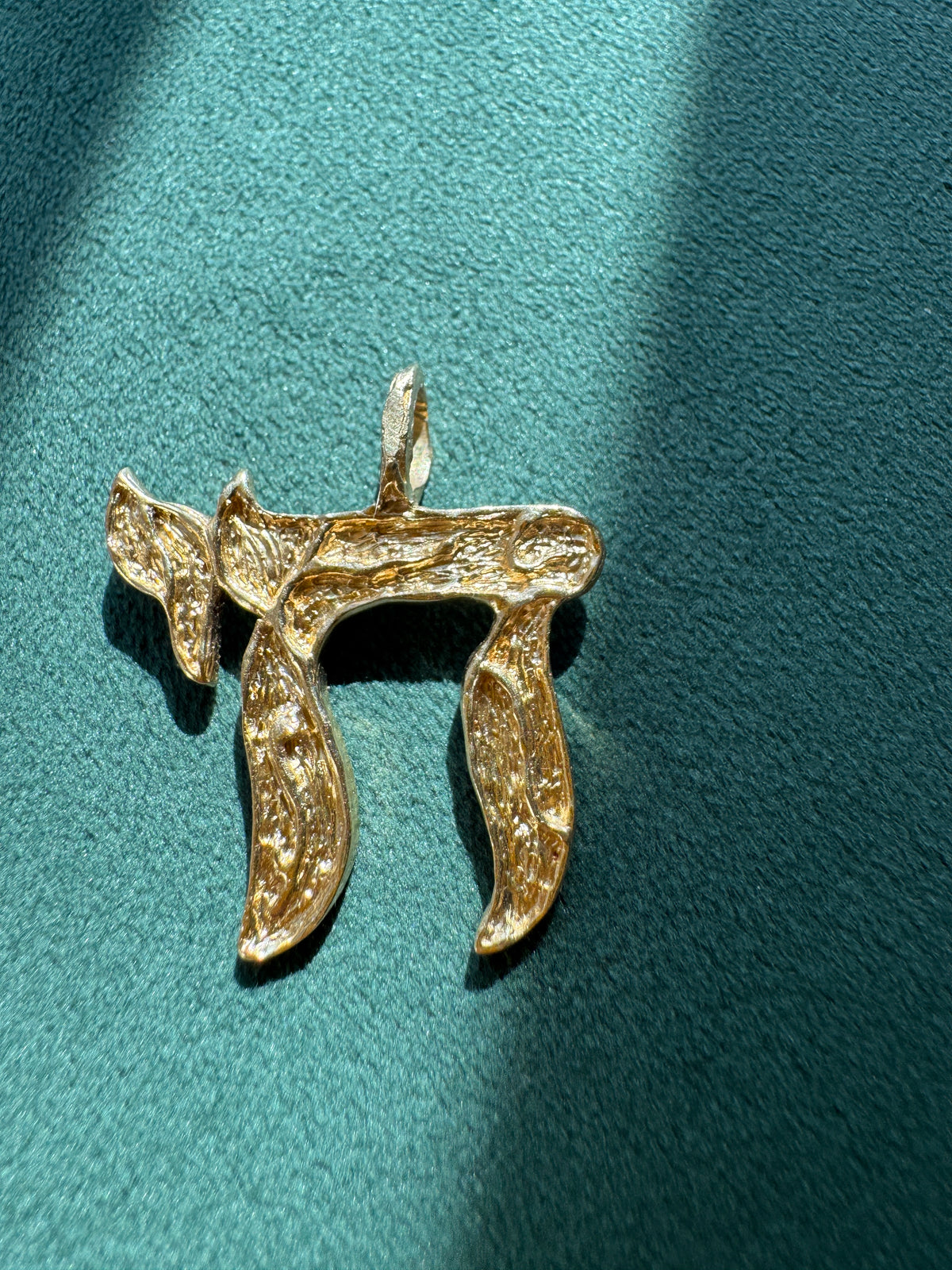 Vintage 14K Gold Chai Pendant Bold Textured Wood Grain Finish Estate Jewelry Life Never Looked This Rugged
