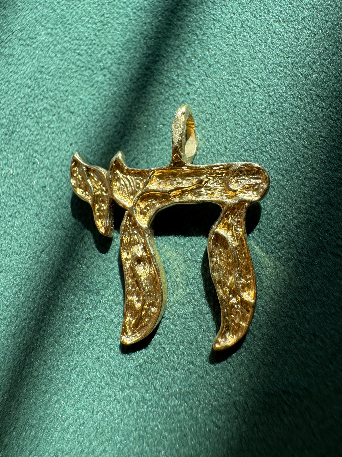Vintage 14K Gold Chai Pendant Bold Textured Wood Grain Finish Estate Jewelry Life Never Looked This Rugged