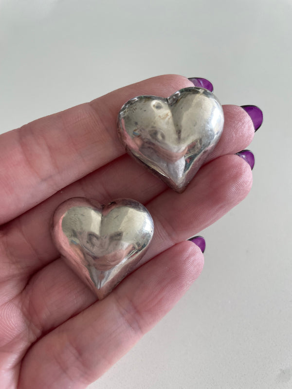 Puffy Heart Studs - Medium