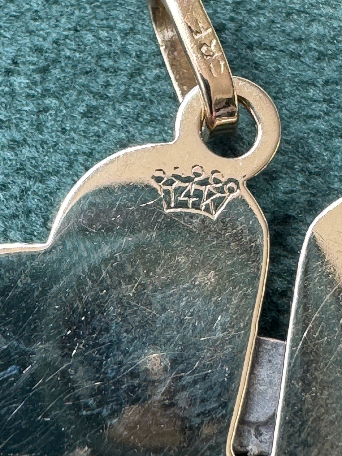 Vintage 1940s 14K Gold Garnet Four Leaf Clover Horseshoe Pendant Lucky Charm Double the Luck