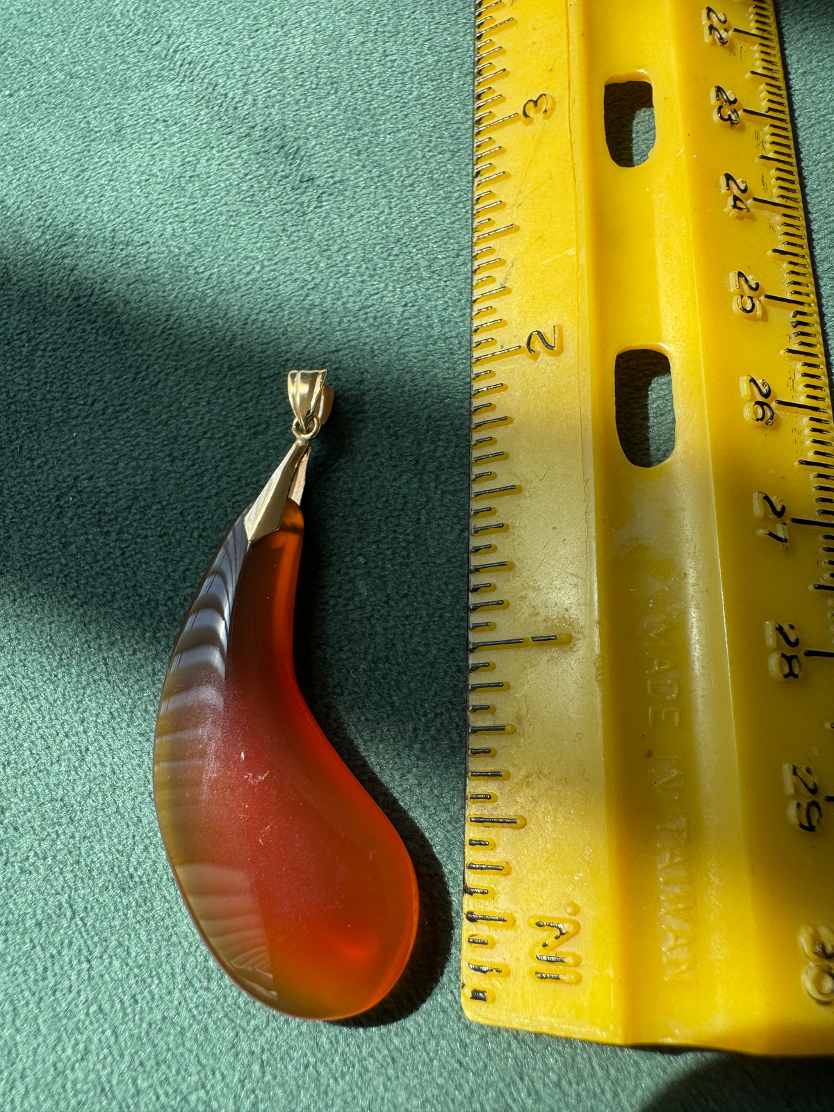 Vintage 14K Gold Banded Carnelian Agate Paisley Drop Pendant Bold Sunset Orange Statement