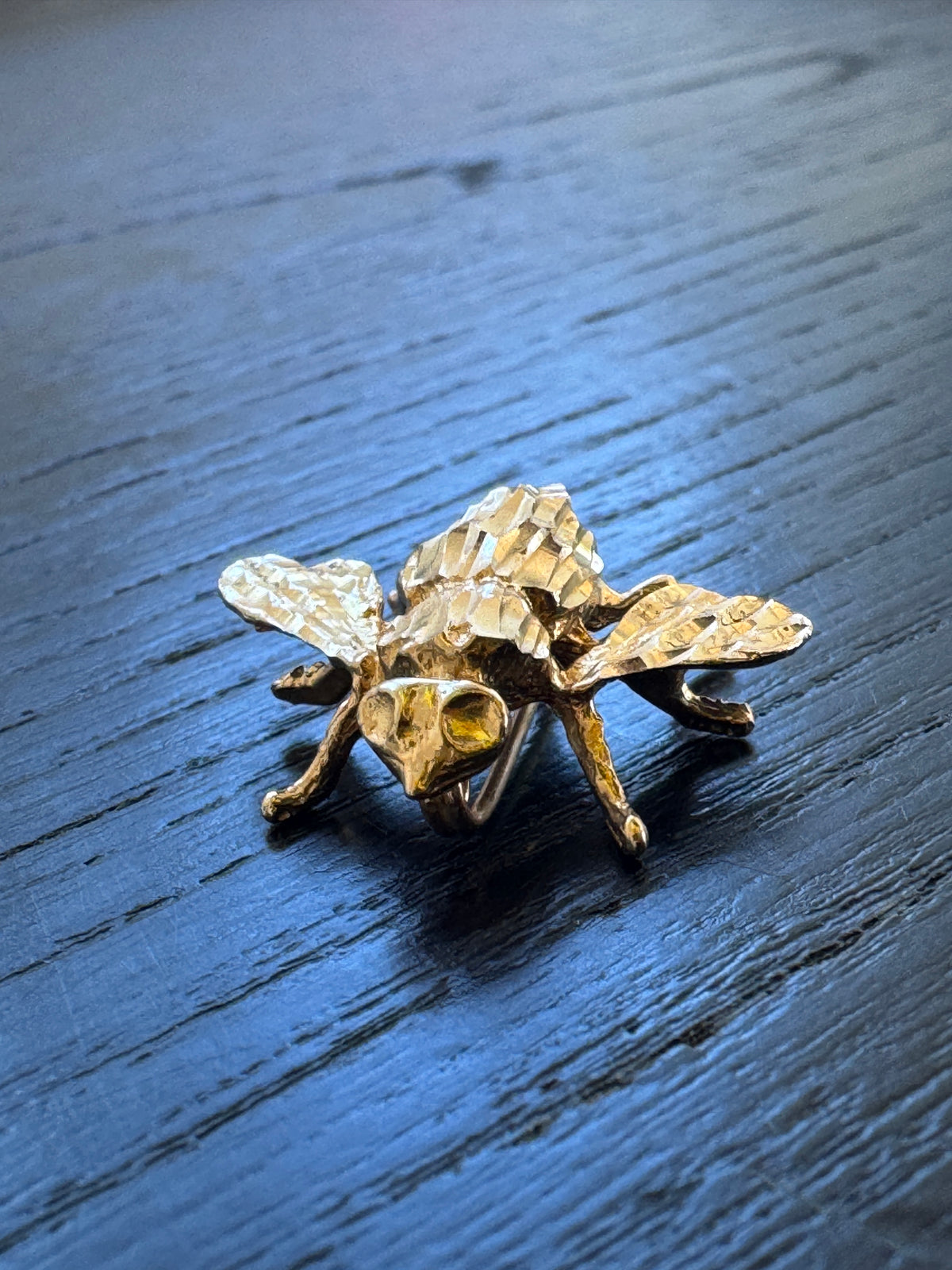 Vintage 14K Yellow Gold Diamond Cut Bumble Bee Pin Signed HANA Tiny Sparkling Lapel Bee