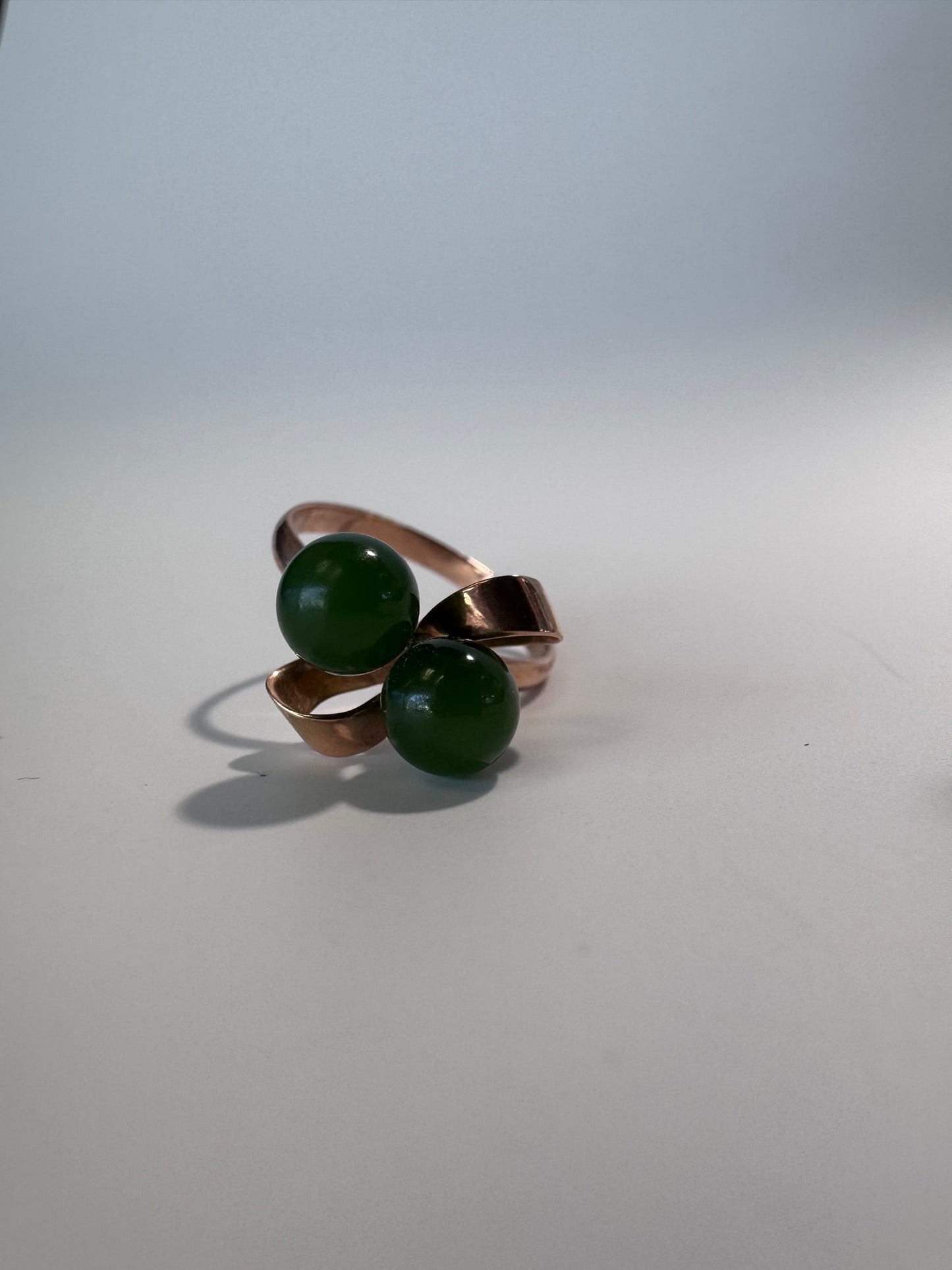 Estate 14K Gold Modernist Bow and Jade Sphere Ring