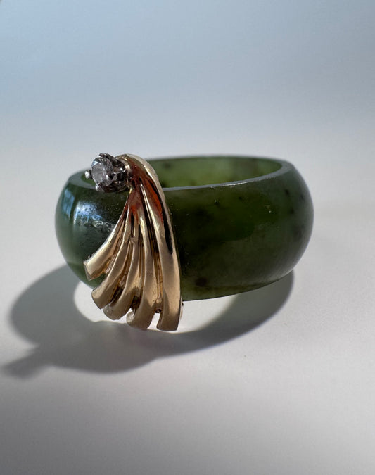 Estate 14K Gold Green Jade Ring Vintage