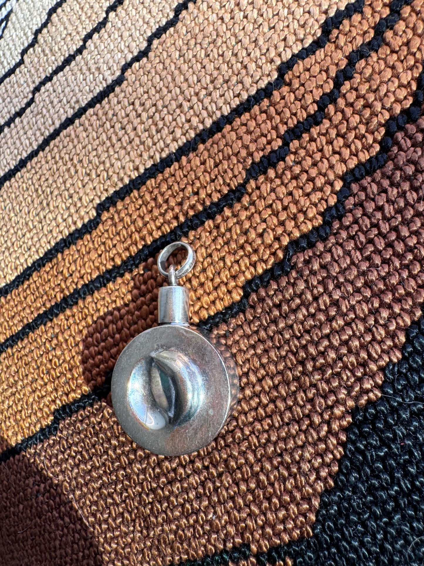Vintage Jondell Sterling Silver Puffy Pendant from Spain Era